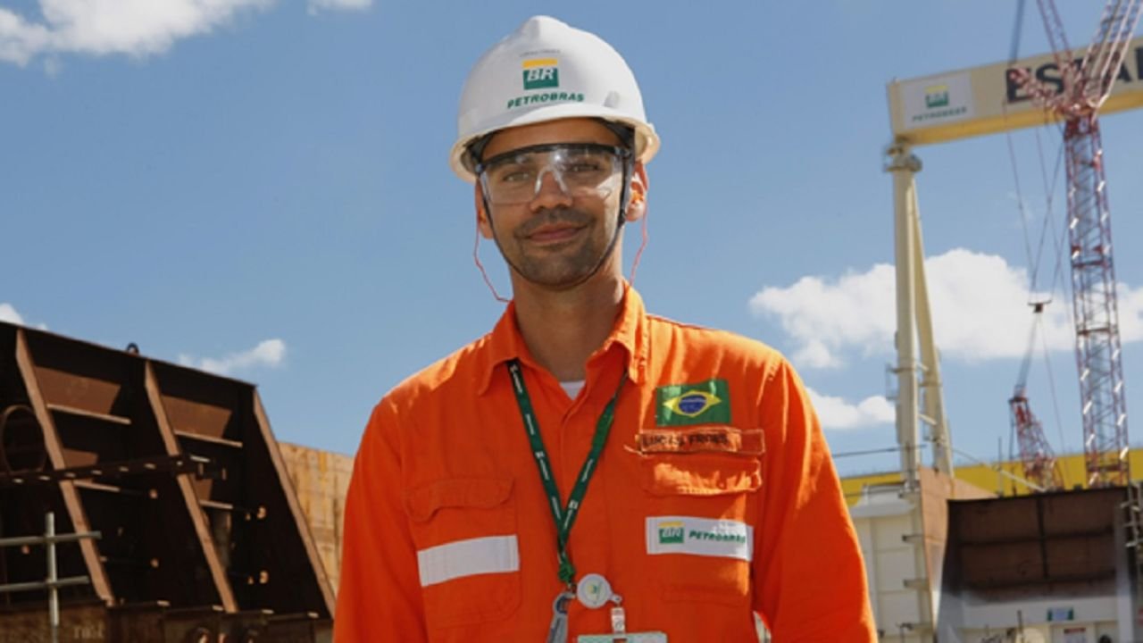 Vagas na Petrobras 2024: Cargos, Salários e Benefícios Atualizados