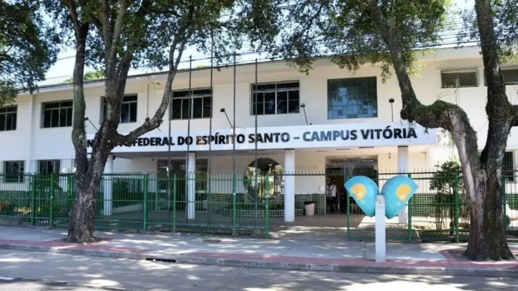 Ifes abre 797 vagas em cursos de graduação para 2027; seleção será por prova de redação 1 Ifes abre 797 vagas em cursos de graduação para 2027; seleção será por prova de redação